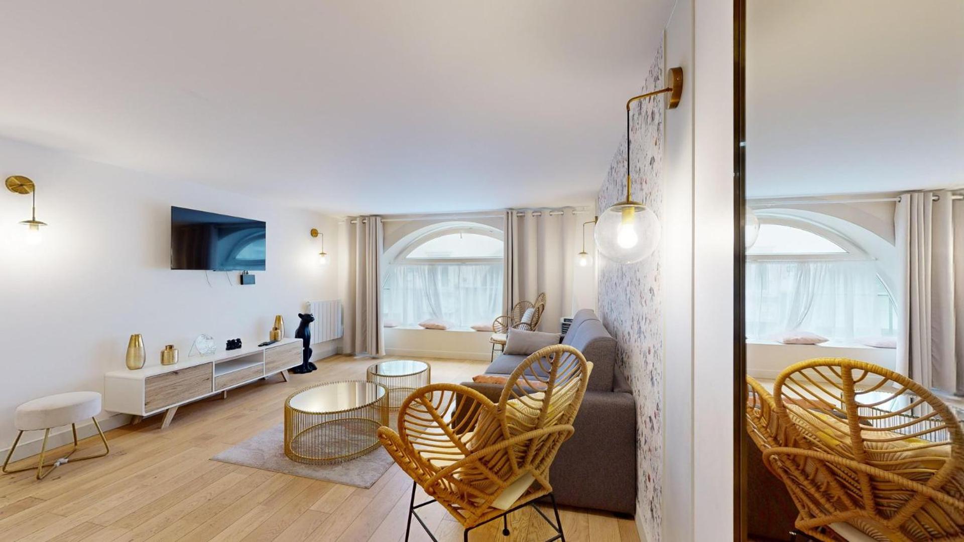 230 Mayfair - Superb In Appartement *